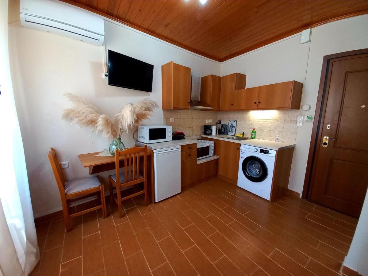 Ml Saroko Apartment 2 Corfu  Eksteriør billede